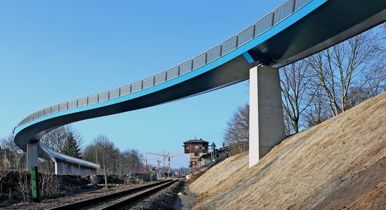 Blaue Welle, Flöha, Seitenansicht Ost, Foto: Deutscher Brückenbaupreis