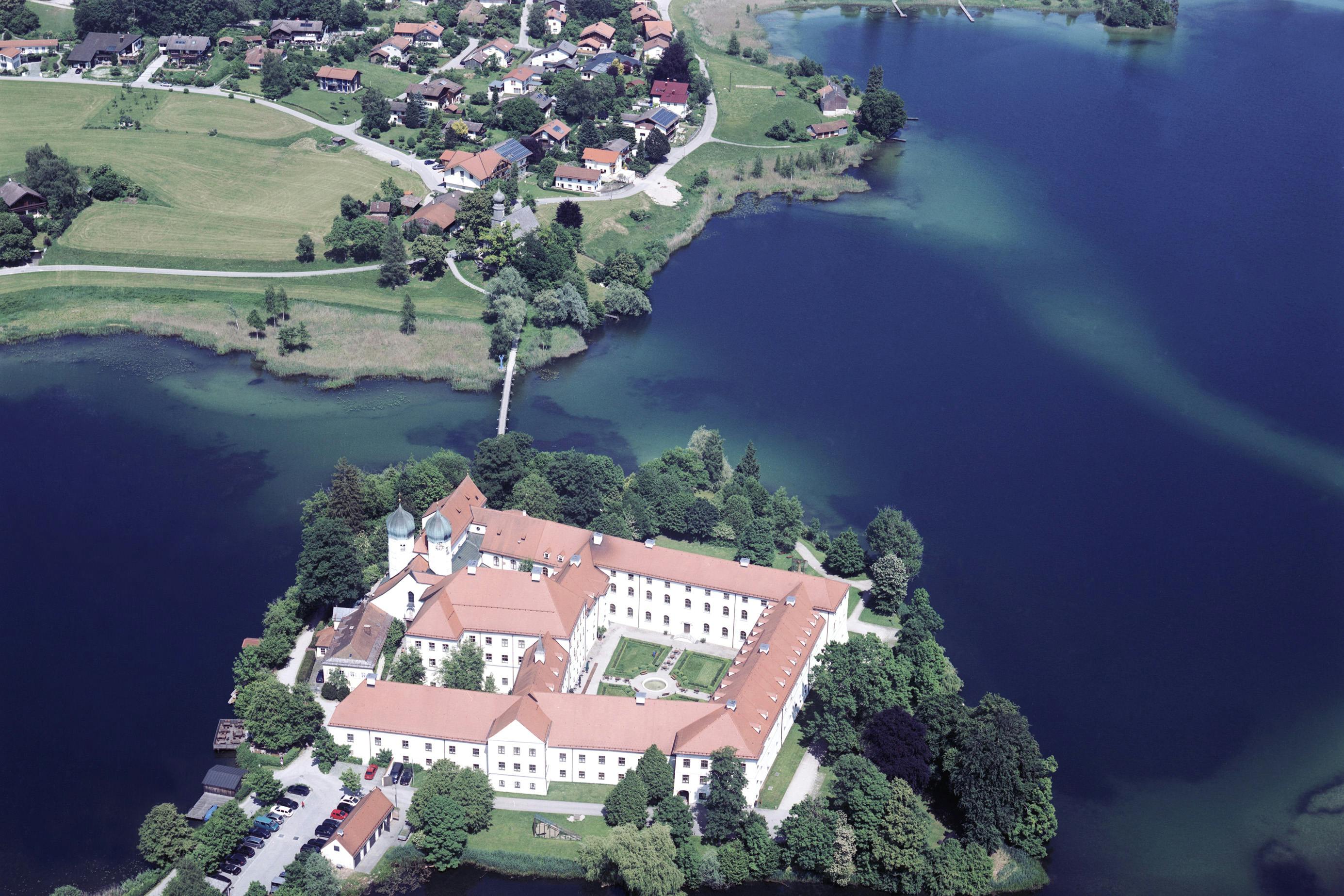 Luftbild Kloster Seeon