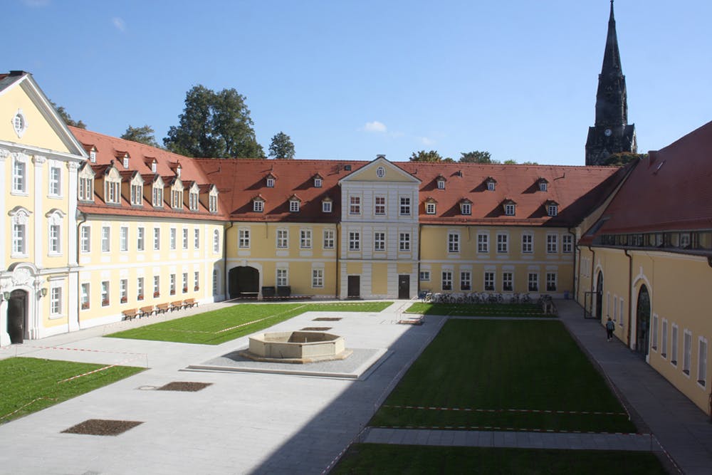 Projekt Clara Wieck Gymnasium Im Denkmal Schloss Pl Competitionline