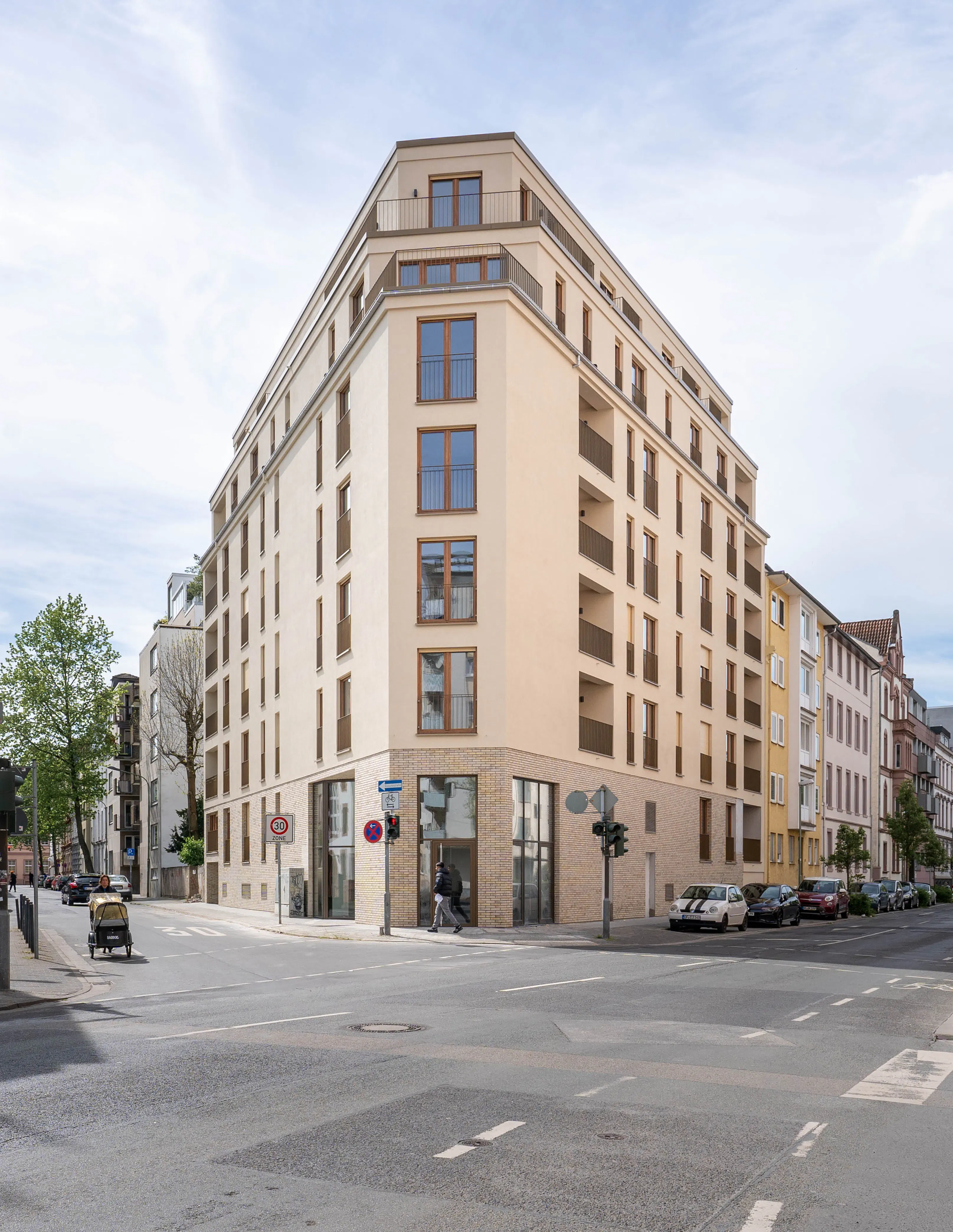 Außenfoto Rathenaustraße Ecke Luisenstraße