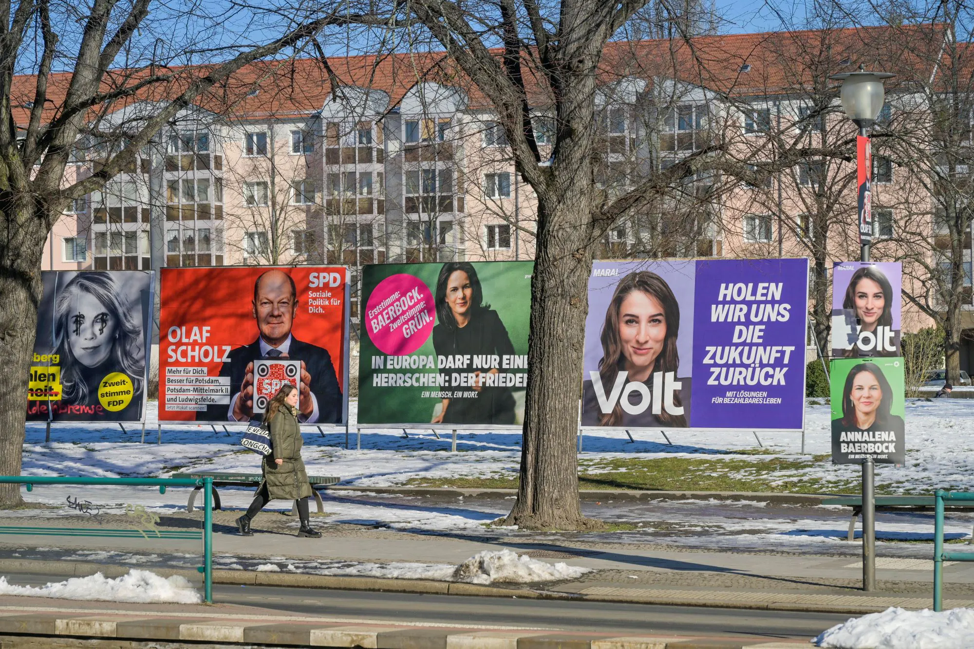 Positionen der Parteien zum Bauen und Wohnen - competitionline