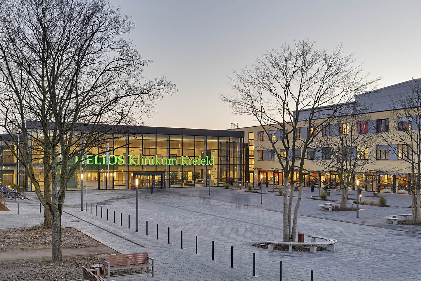 HELIOS Klinikum Krefeld, Hauptgebäude