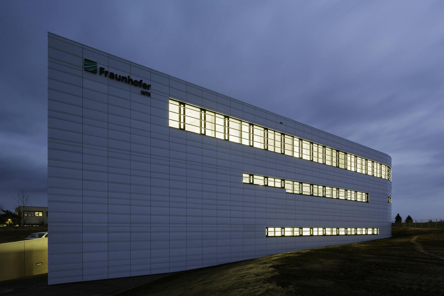 FraunhoferInstitut für Keramische Technologien und Systeme IKTS, Hermsdorf