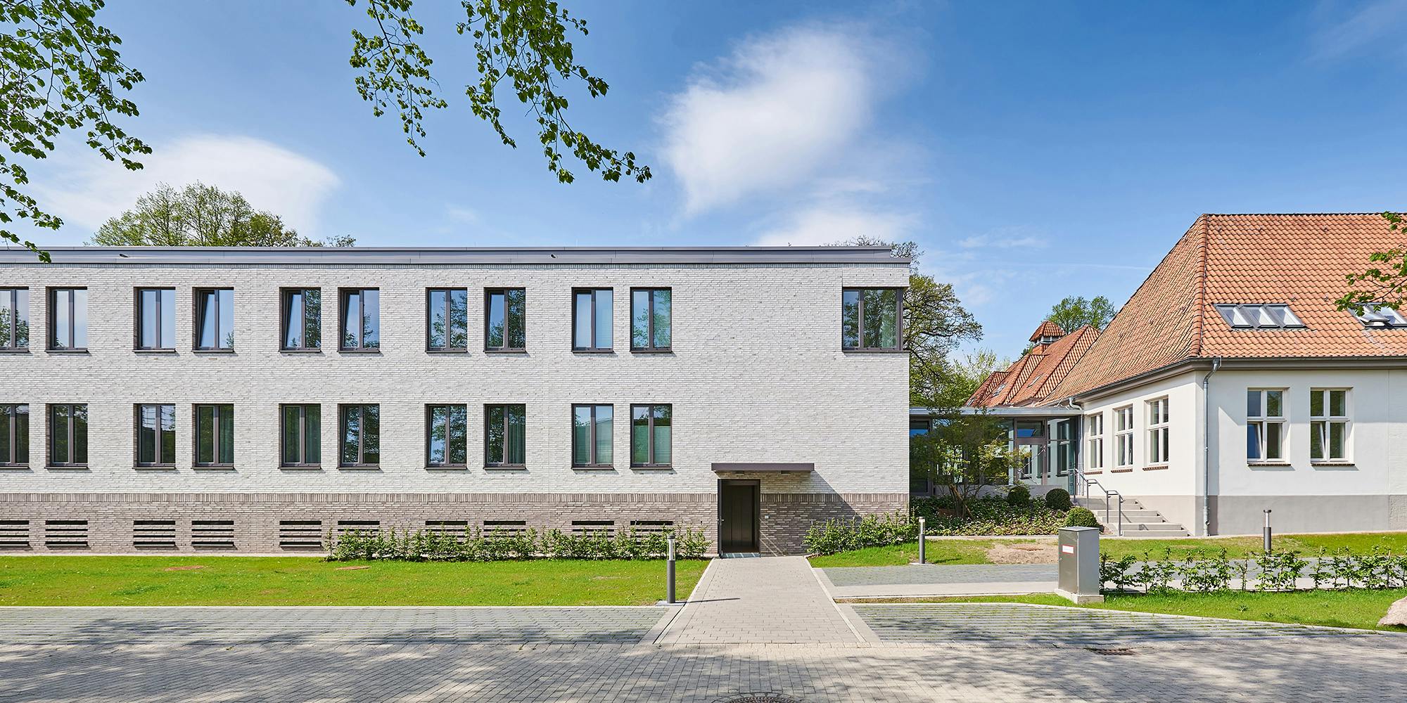 Universitätsklinikum Schleswig-holstein Campus Lübeck Verwaltungszentrum Zentrum für Integrative Psychiatrie Universitätsklinikum Schleswig